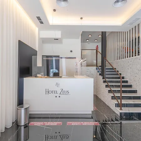 Zeus Hotel Màlaga